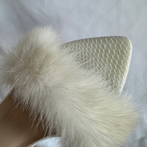 White Lightweight Fuzzy Fur Stiletto Heel - Picture 4 of 4